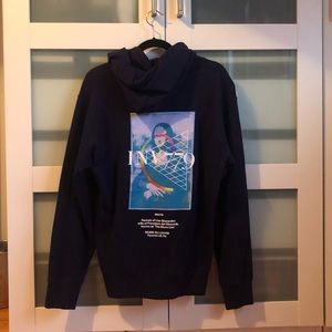 Uniqlo x Musée du Louvre sweatshirt